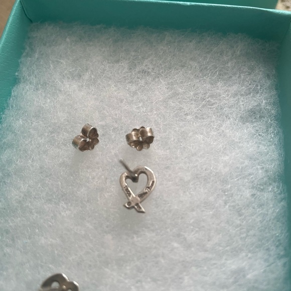 Tiffany and co heart earring - Picture 6 of 8